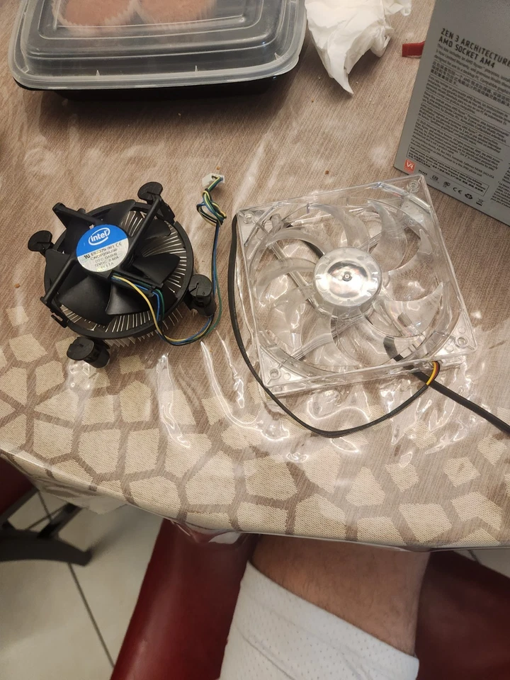 Cpu And Case Fan Coolers - Image 1 of 1