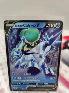 Pokémon TCG - Ice Rider Calyrex V 045/198 - Chilling Reign - Double Rare - NM/M - Picture 1 of 2