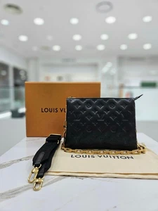 Louis Vuitton Schultertasche Coussin PM schwarz M57790 71805620 - Bild 1 von 23