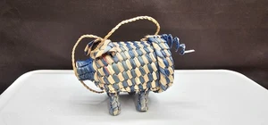 Hand Woven Mexican Folk Art Straw Pig Purse Wicker Basket 11”x7”x9” - Picture 1 of 6