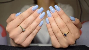 GEMEY MAYBELLINE Vernis à Ongles FOREVER STRONG PRO 610 Bleu CIEL TENUE 7 JOURS - Imagen 1 de 2