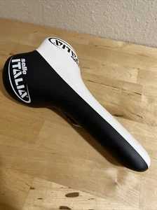 NOS SELLE ITALIA TURBOMATIC CARBON BLACK VINTAGE SADDLE SEAT ROAD GRAVEL NEW - Picture 1 of 18