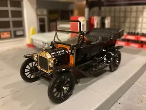 Minichamps 1914 Ford Model T , 1:43 NIB Ford 100 Year Heart & Soul Collection - Picture 1 of 10