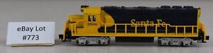 (Lot #773) N Scale Model Train Bachmann Diesel Locomotive GP40 Santa Fe 3500