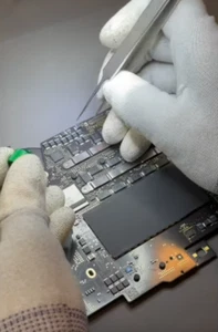 Apple MacBook Repair Service Pro / Air - All Models 2012 - 2022 - Picture 1 of 11