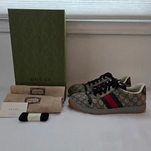 Gucci Mens Screener Low Top Sneaker 8.5 Beige Monogram Box GG Supreme Canvas - Foto 1 di 14