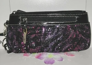 💥NWTD💥Rosetti Sequin Wristlet/Clutch w Key Chain, Detachable Strap & Xtra Zip - Picture 1 of 20