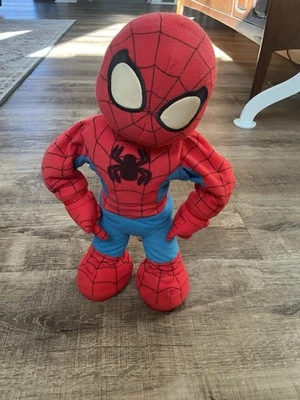 Hasbro 2006 Marvel Itsy-Bitsy Spider-Man 15 Animated Plush Singing Talking Toy - Image 1 of 4