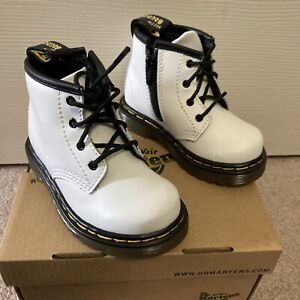 DR. MARTENS GIRLS WHITE ANKLE BOOTS SHOES 5 TODDLER WITH ZIPPER 1460 I