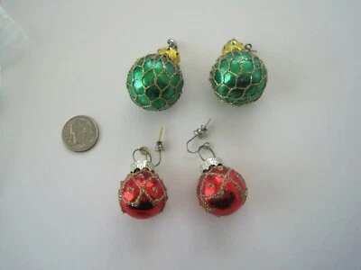 Pendientes de bola de vidrio rojo verde adorno 2 pares perforados Foto 1 de 4