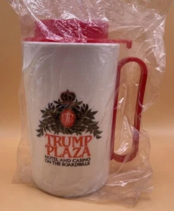 Trump Plaza Hotel Casino Tasse mit Deckel selten, Vintage nie benutzt - versiegelt - Bild 1 von 5