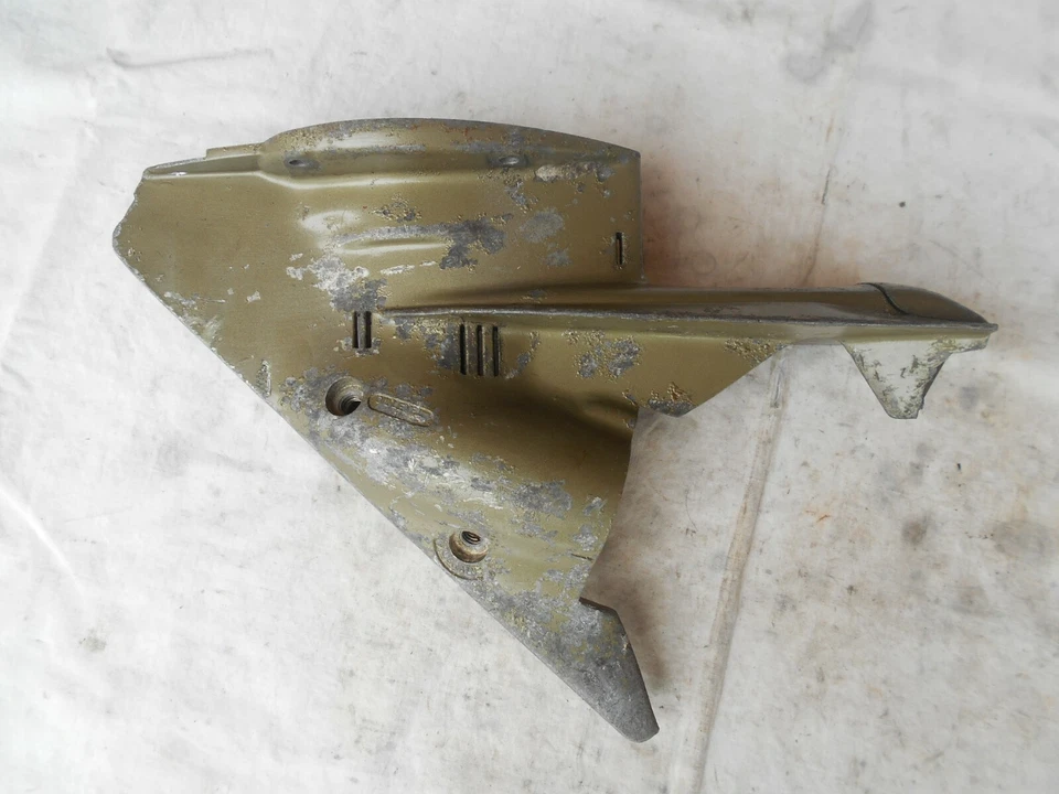 Johnson 4 HP Evinrude Outboard OMC Lower Unit Gear Case Housing Parts Lot - Image 1 of 4