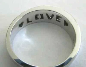 14K Gold Diamant Ehering Diamant = 2/3 F-SI1/VS2 "LOVE" Innenwert = 4.750 $ - Bild 1 von 9