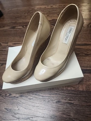 Jimmy Choo charol nude corcho cuña sin cordones talla 39 EE. UU. 9 Foto 1 de 4