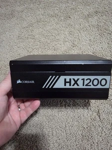 Corsair HX1200 1200W 80+ Platinum w pełni modułowy zasilacz z kablami - Zdjęcie 1 z 13