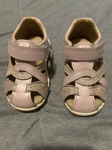 Stride Rite Unisex-Child SRTech Xena Sandal Pink Memory Foam Size 4W - Picture 1 of 4