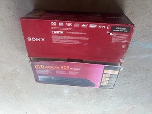 Sony RDR-VXD655 lettore combinato DVD/VCR registratore VHS a DVD registratore HDMI nuovo scatola aperta - Foto 1 di 4