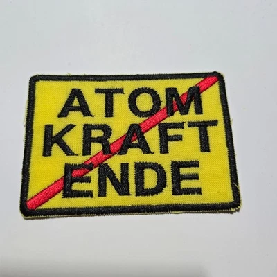 Patch „Atomkraft? Ende“ – Anti-Atomkraft Aufnäher – gelb/schwarz/rot - Image 1 of 2