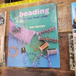 Beading for the first time - Hardcover By Benson, Ann - Foto 1 di 1