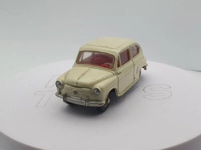 FIat 600 D Dinky Toys 1/43 - Immagine 1 di 2
