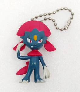 Authentic Nintendo Tomy 2005 Pokemon Monster Weavile Figure Swing Keychain Japan - Picture 1 of 6