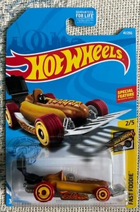 2021 HOT WHEELS FAST FOODIE SERIES TREASURE HUNT STREET WIENER Speed Dog - Picture 1 of 2