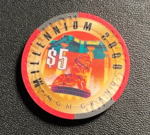 MGM Grand Casino - Poker $5 Casino Chip Millennium 2000 - Imagen 1 de 2