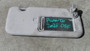 2023 KIA PICANTO OSF DRIVERS SIDE FRONT RIGHT SUN VISOR - Imagen 1 de 3