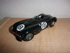AutoArt 1953 Jaguar C Type LM LeMans Rennwagen #18 1:43 - Bild 1 von 4