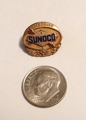 Broche Sunoco Oil Company ouro 10k 1 ano seguro serviço ao motorista traseiro vintage - Imagem 1 de 4