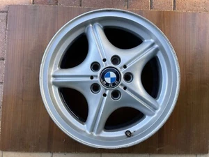 BMW Z3 PRIMA SERIE CERCHIO IN LEGA ORIGINALE 7J X 16H2 CERCHI RIMS - Imagen 1 de 17