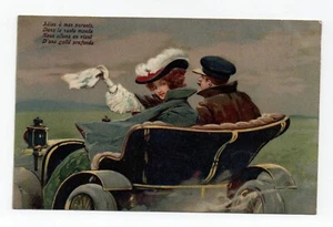 Jolie Weiblich IN Automobil Antike Mit Fahrer. CPA IN Relief - Picture 1 of 2