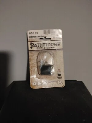 Pathfinder Miniatures Andoran Steel Falcon - Image 1 of 2