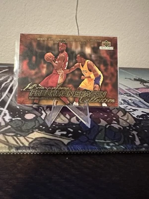 2003-04 UPPER DECK UD FRESHMAN SEASON LEBRON JAMES #39 ROOKIE W/ KOBE BRYANT - Image 1 of 4