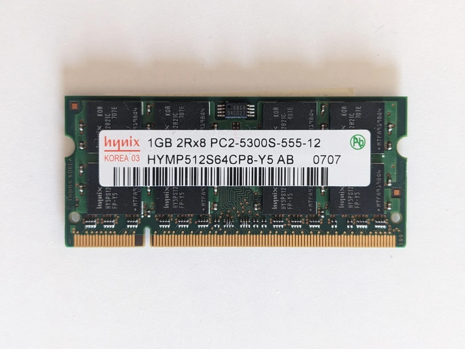 MEMORIA RAM DDR2 SO-DIMM 1GB HYNIX HYMP512S64CP8-Y5 AB 667MHZ PC2-5300S CL5 - Immagine 1 di 1