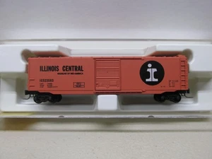 Z SCALE ~ MICRO TRAINS # 13502-2 ~ ILLINOIS CENTRAL 50' BOX CAR # 523583 - Picture 1 of 4