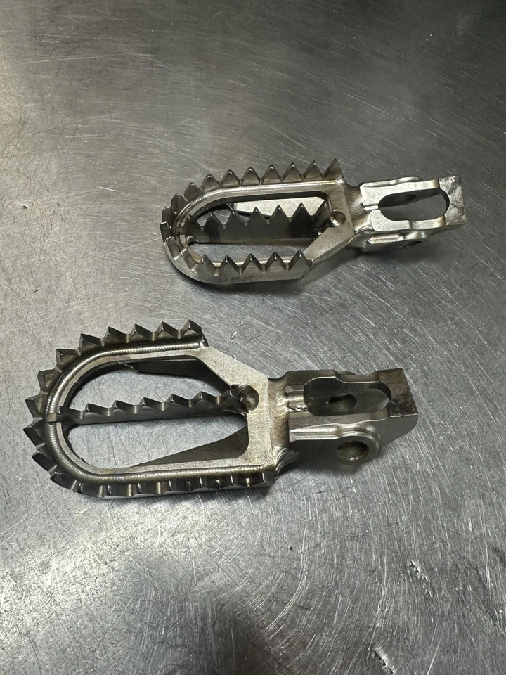 Raptor Apex estriberas clavijas pie de titanio 85-501 sx mc tc fc sxf gasgas ktm husky Foto 1 de 4