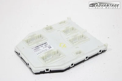 Mercedes GLB250 X247 2021 carrocería delantera Sam módulo de control informático unidad BCM OEM Foto 1 de 4