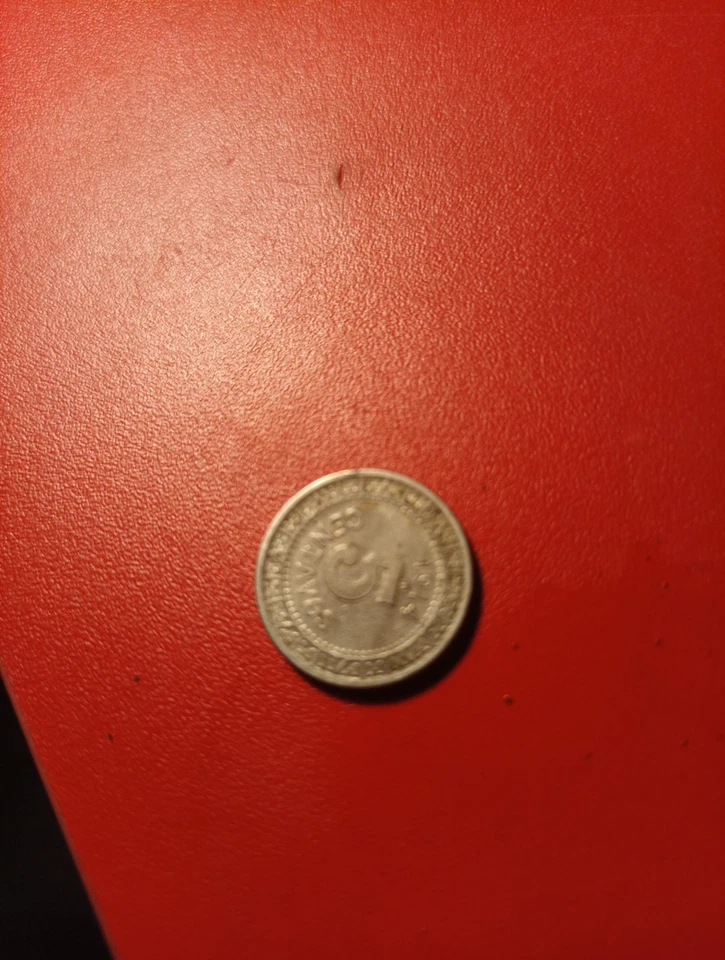 Moneda de 5 centavos de plata con fecha clave 1914 - Baja acuñación XF/AU Era República 1914 Foto 1 de 2