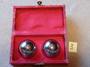 Qi Gong Kugeln/ Klangkugeln silber in Kästchen - Bild 1 von 2