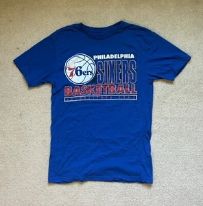 Philadelphia 76ers Blue T-Shirt Adult Medium 100% Cotton GENTLY WORN - Bild 1 von 2