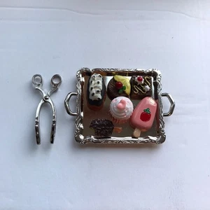 1:12 Various Desserts Tray Pastries Cupcakes Dollhouse Miniatures W Clip - Picture 1 of 3