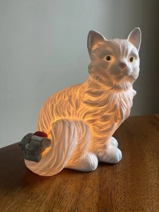 Vintage House of Lloyd Porcelain White Kitty Cat & Christmas Mouse Holiday Decor - Picture 1 of 6