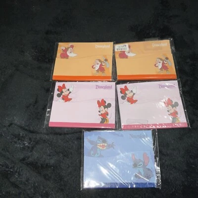 5 винтажных блокнотов Disneyland с 60 листами бумаги сварливый, Минни, стежок - Изображение 1 из 4