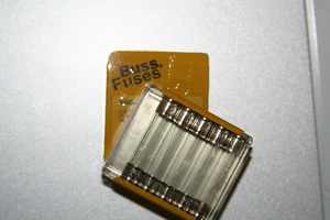 10 PIEZAS SFE-6A FUSIBLE IMAGEN INCORRECTA - Imagen 1 de 1