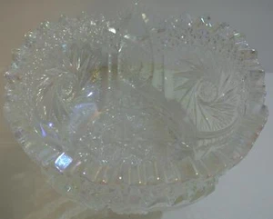 MAGNÍFICO Tazón de Vidrio Prensado de 7,5" de Carnaval Iridiscente Transparente COMETA EN LAS ESTRELLAS - Imagen 1 de 4