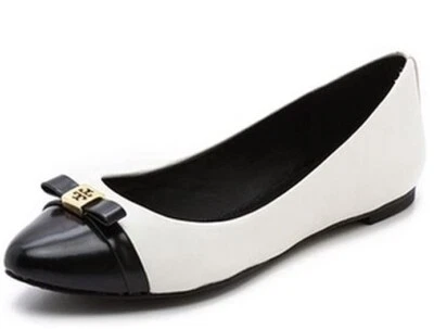 Zapatos planos de ballet Hugo para mujer Tory Burch marfil/negro talla 9,5 M Foto 1 de 4