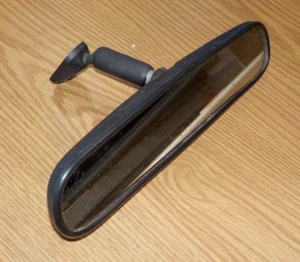 1999 Isuzu Rodeo Rear View Mirror with Manual Dimming - Black - Picture 1 of 2
