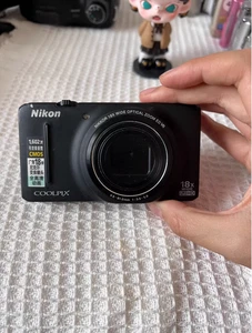 Nikon COOLPIX S9200 16MP 18x Optical Zoom Digital Camera English Language - Picture 1 of 6