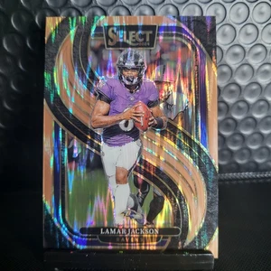 🏈 2024 Panini Select Football #121 – Lamar Jackson Copper Shock Prizm /299 BAL - Picture 1 of 4